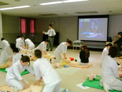 Facilitate BLS course for nursing school students with Dr. Okada